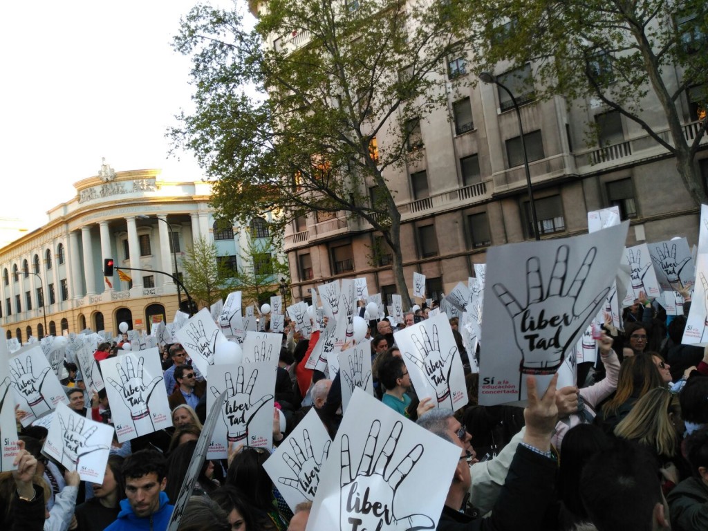 Manifestación enseñanza concertada Zaragoza (5)